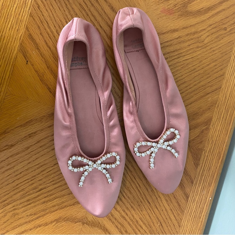 Jeffrey Campbell Adage Flats Silk Satin Bow Embellished Pearl Size 6